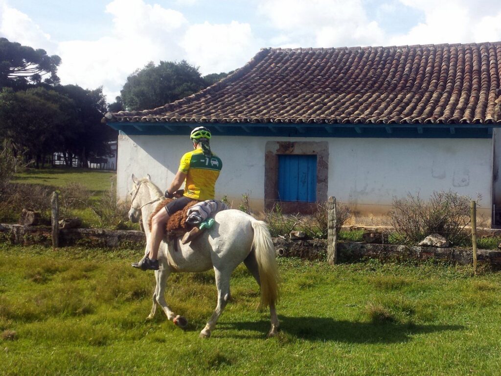 Cicloturismo Autoguiado Sustentável na Rota dos Tropeiros